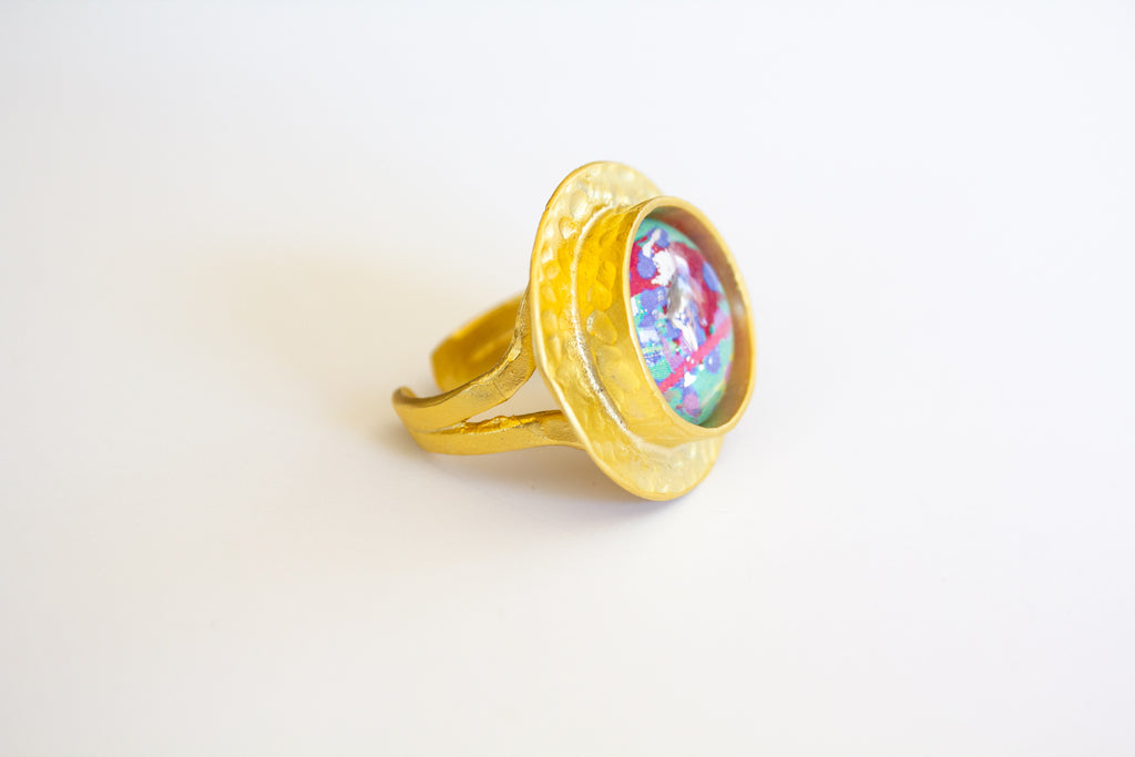 Round Statement Ring